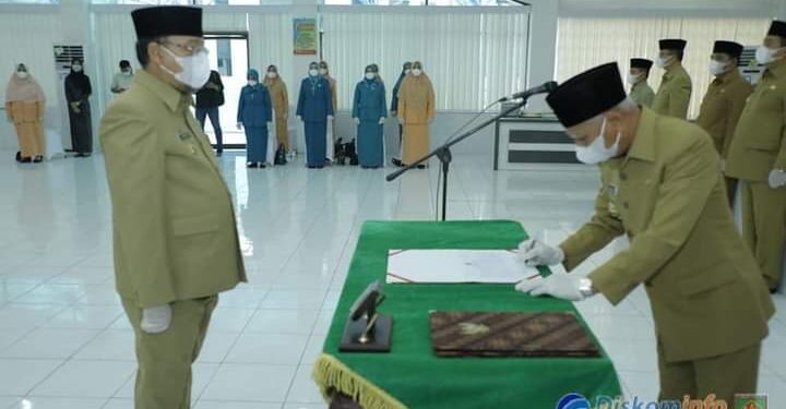 Bupati Asahan Lantik Drs.H.John Hardi Sebagai Sekda Kabupaten Asahan