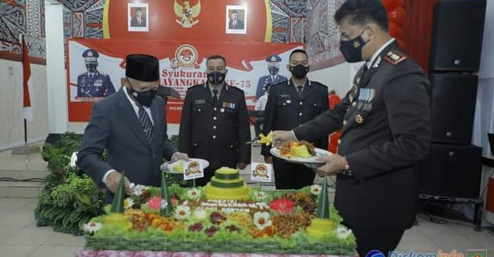 Bupati Asahan Ikuti Upacara Hari Bhayangkara ke-75 Tahun 2021 Secara Virtual