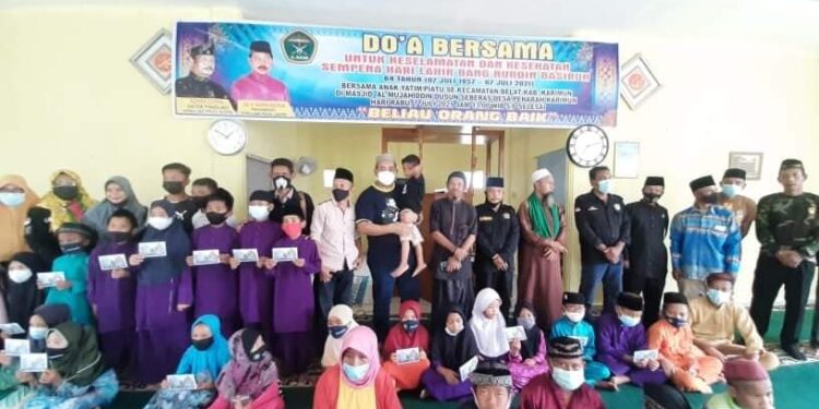 DPC GAMAWA Bagikan Santunan, Se-Kecamatan Belat Bersama LMB dan LAM
