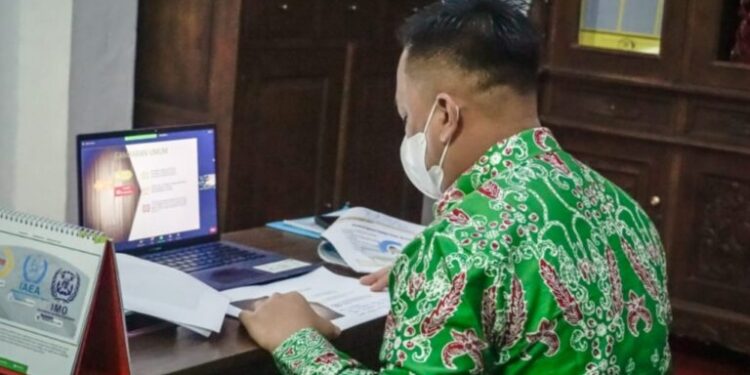 Bupati Lingga, M. Nizar Paparkan Dokumen Rencana Aksi Pengembangan SDM Kepada Kemendagri