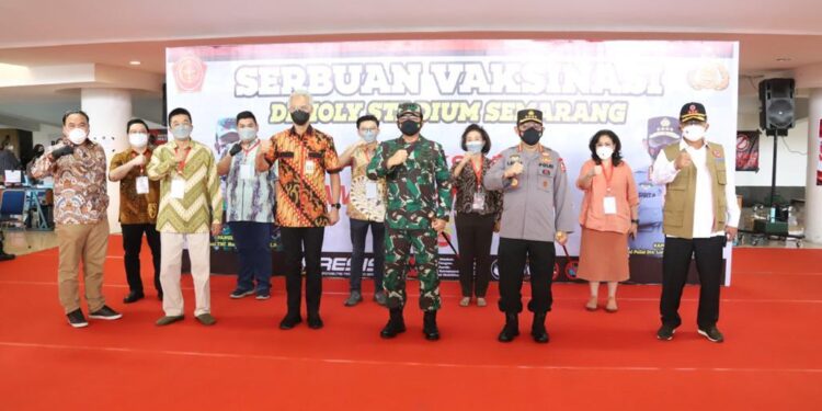 Panglima TNI dan Kapolri: Masyarakat Terdampak PPKM Darurat Akan Kami Bantu