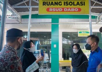 Bupati Kunjungi RSUD Dabo Tampung Keluhan Nakes