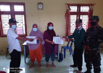 Pemdes Tran Nelayan Suka Damai Aceh Singkil Salurkan BLT DD Tahap 5