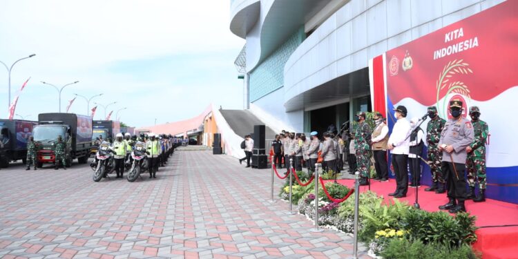 Tindaklanjuti Instruksi Presiden, Kapolri: Jangan Ada Informasi Bansos Bermasalah di Wilayah