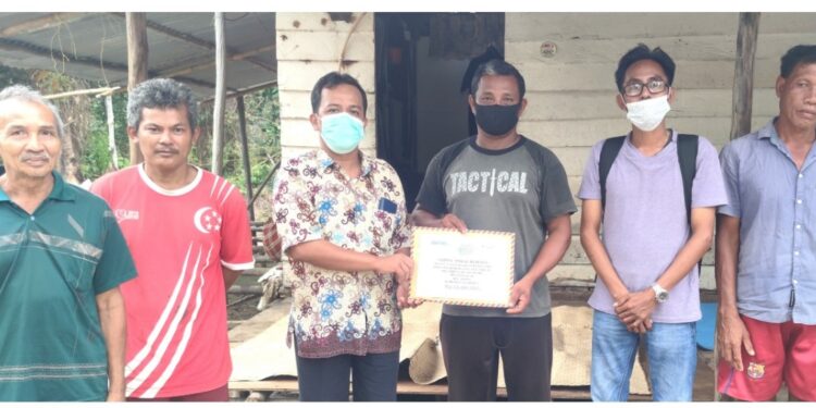 Dorong Perekonomian, PT Timah Tbk Berikan Bantuan Kepada  Kelompok Nelayan Desa Pelambung