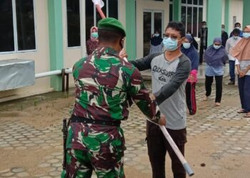 Posyandu Meral Barat Gelar Upacara HUT RI ke- 76