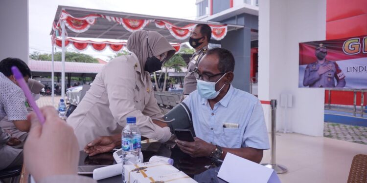 Ditlantas Polda Aceh Gelar Vaksinasi Bagi Peserta Wajib Pajak