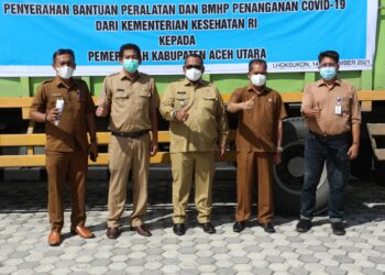 Wabup Fauzi Yusuf Terima Bantuan BMHP Covid-19 dari Kemenkes RI