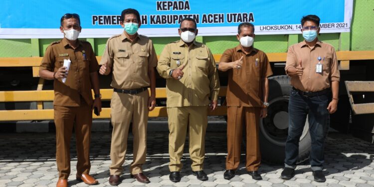 Wabup Fauzi Yusuf Terima Bantuan BMHP Covid-19 dari Kemenkes RI