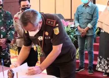 Kejaksaan Tinggi Sumatera Utara (Kejatisu) berhasil Ambil alih lahan Pemerintah Provinsi Sumatara Utara (Pempropsu) yang selama ini dikuasai oleh penggarap.