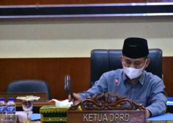 Ketua DPRD Lingga