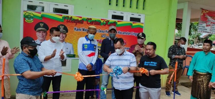Bupati Lingga Resmikan SPAM Desa Kelombok