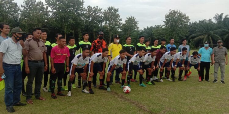 Penutupan Turnamen Sepakbola Pulau Rakyat Cup 1, Putra Bakti vs RFS Air Batu Skor 3-1