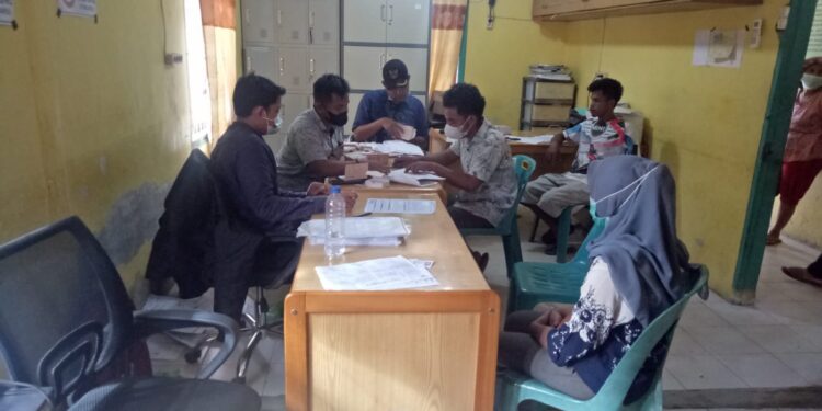 Sejumlah Warga Penerima Bansos Kecewa, Pengambilan Harus Pemilik Rekening