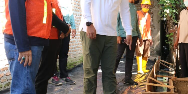 Pastikan Program Pembangunan Berjalan Baik, Wali Kota Medan Turun Kelapangan