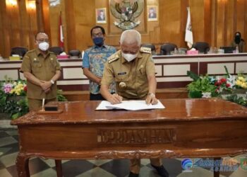 Rapat Paripurna DPRD tentang Penyampaian Laporan Pimpinan Pansus Terhadap Hasil Pembahasan Ranperda dan Pendapat Akhir Bupati Asahan