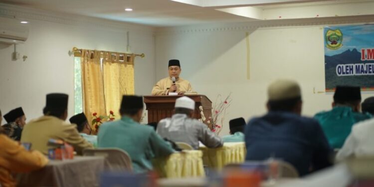 Bupati Lingga Buka Kegiatan Pelatihan Imam dan Kharib
