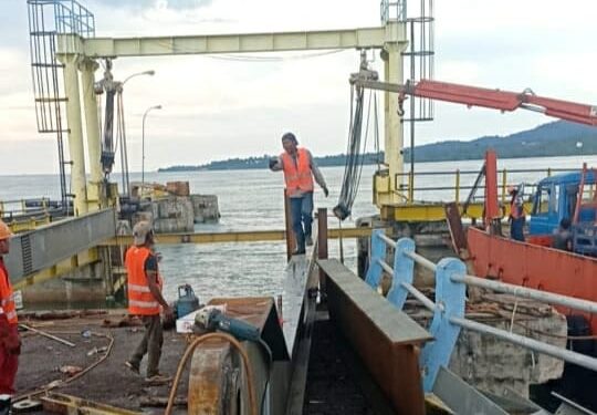 Proyek Pembangunan Rehabilitasi Dermaga Pelabuhan Roro Jagoh Terus Digesa