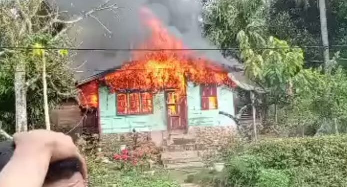 Berangkat Kekebun, Rumah Toga Hutauruk Hangus Dilalap Sijago Merah