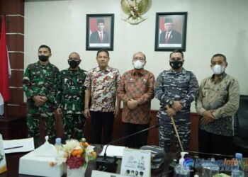 Danlanal TBA dan tim monitoring mabesal paparkan rencana program kampung bahari nusantara di Silo Laut
