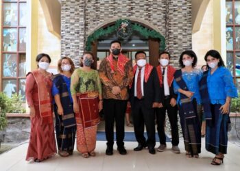 Hadiri Safari Natal, Wali Kota Medan Ajak  Jemaat GBKP Dukung Program Rumah Ibadah Mandir