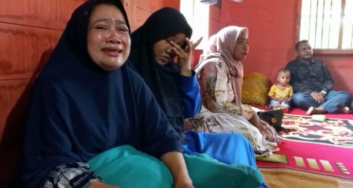 Istri Korban Penganiayaan Minta Oknum Polres Bener Meriah DiHukum Berat