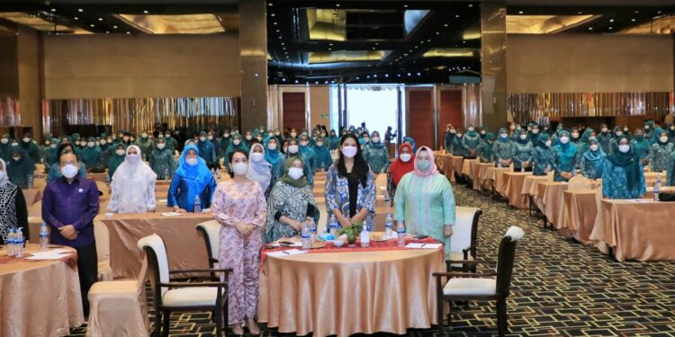 Ketua TP PKK Kota Medan Buka Pelatihan dan Peningkatan Kapasitas Kader PKK