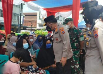 Capai 70 Persen, Kapoldasu Tinjau Percepatan Pendistribusian Vaksin Covid-19 Secara Merata Demi Pembentukan Herd Immunity