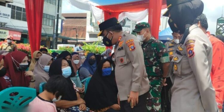 Capai 70 Persen, Kapoldasu Tinjau Percepatan Pendistribusian Vaksin Covid-19 Secara Merata Demi Pembentukan Herd Immunity