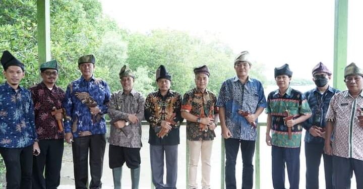 Kementerian Koordinator Bidang Kemaritiman Dan Investasi RI Tinjau Wisata Tracking Cinta Mangrove