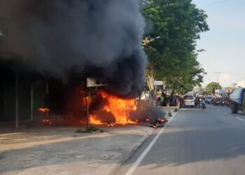 Pom Mini  Dan 2 Unit Motor Ludes Terbakar