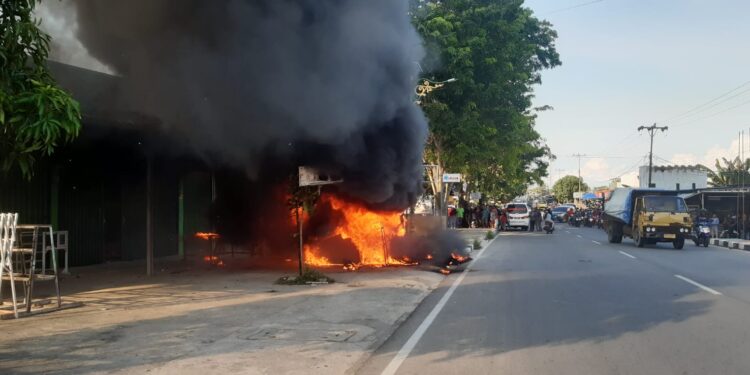 Pom Mini Dan 2 Unit Motor Ludes Terbakar