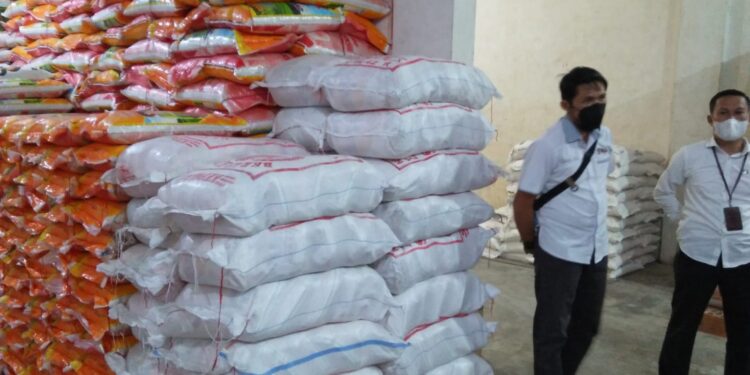 Stok Sembako Selama Nataru Aman Di Karimun