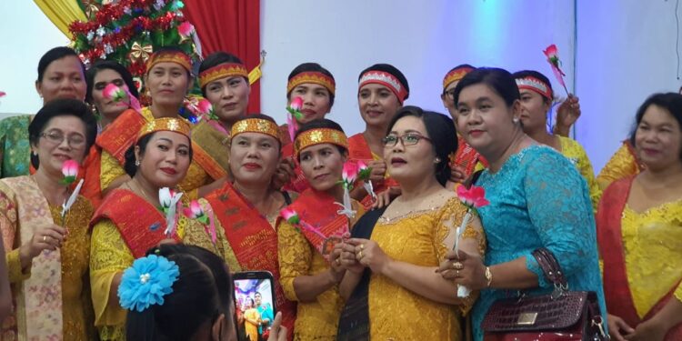 Hari Ibu, Di Hari Natal HKBP Tebing Barat