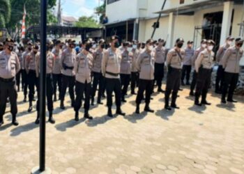 Pimpin Apel Pengamanan Nataru, Waka Polsek Medan Baru Imbau Personil Memahami SOP Tugas