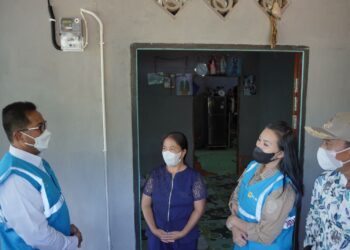 Aliri Listrik 2 Desa Terpencil di Kabupaten Landak, PLN Kucurkan Investasi Rp 4 Miliar