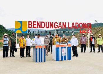 Presiden Jokowi Resmikan Bendungan Ladongi di Kolaka Timur Dengan Biaya Rp1,2 Triliun