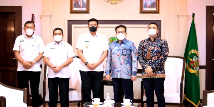 Pemko Medan Sandang Predikat “Zona Hijau” Predikat Kepatuhan Tinggi Standar Pelayanan Publik Tahun 2021