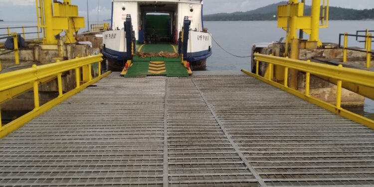 Kapal RORO Tujuan Jagoh Kembali Beroperasi
