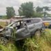 Hilang Kendali, Mobil Calya Tabrak Pagar Mess Saipem 2 Orang Korban Dilarikan Ke Rumah Sakit