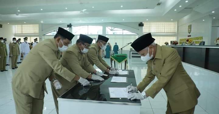 Bupati Asahan Lantik dan Kukuhkan Pejabat di Lingkungan Pemkab Asahan