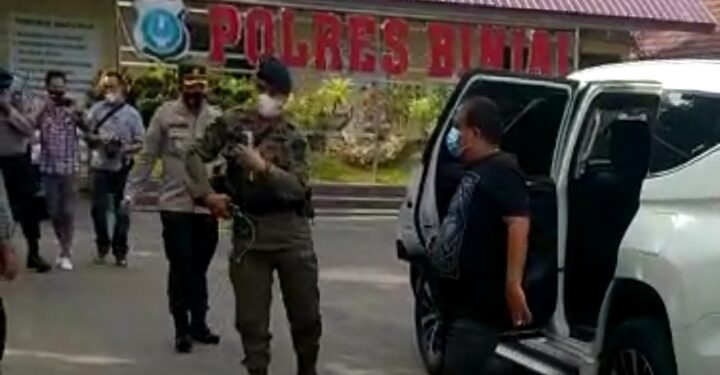 Kapolda Sumut Dampingi KPK Saat OTT Bupati Langkat Menuju Polres Binjai