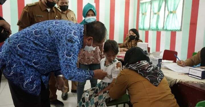 Wakil Bupati Kembali Tinjau Pelaksanaan Vaksinasi Usia 06-11 Tahun