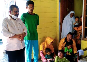 Peduli Korban Kebakaran Di Moro Bupati Salurkan Bantuan