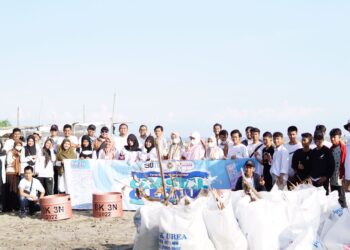 Dalam Rangka Gernas Ke 3, PIM Gelar Coastal Cleaning Up