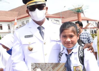 Wabup Tapsel Ajak Kerjasama Semua Pihak Dalam Penanganan Kemiskinan Daerah