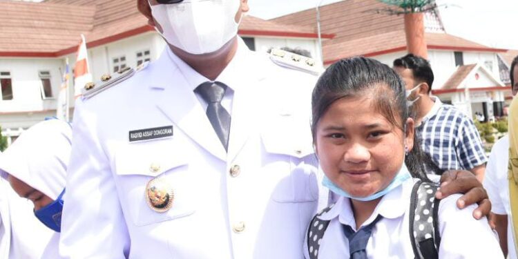 Wabup Tapsel Ajak Kerjasama Semua Pihak Dalam Penanganan Kemiskinan Daerah