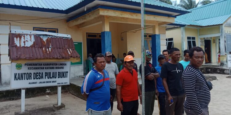 Kades Pulau Bukit Diduga Tunjuk RT RW Dan Dusun Secara Sepihak