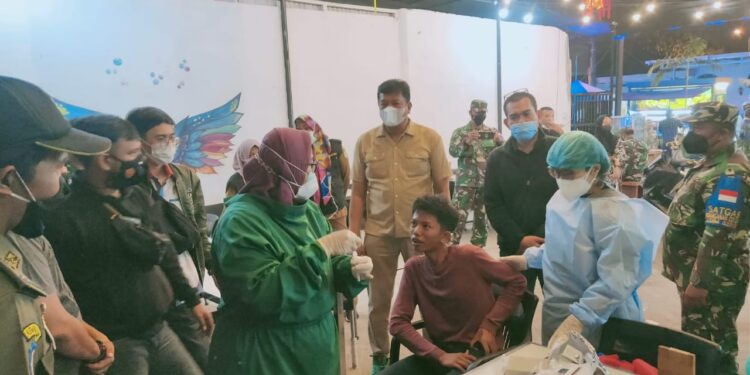 Antisipasi Penyebaran Covit-19 Polsek Percut Sei Tuan Bersama Unsur 3 Pilar Laksanakan PPKM Level – 1
