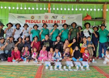 Team TJSL Pupuk Iskandar MudaMelakukan Misi Kemanusiaan Dan Sosial Di Dusun Sarah Raja